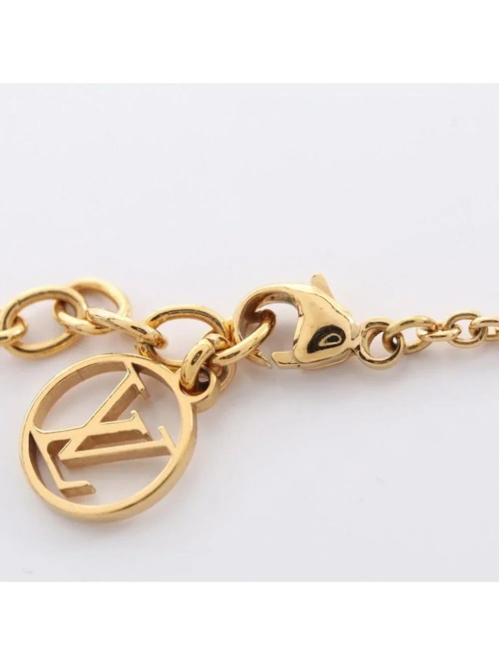 Louis Vuitton Necklace Essential